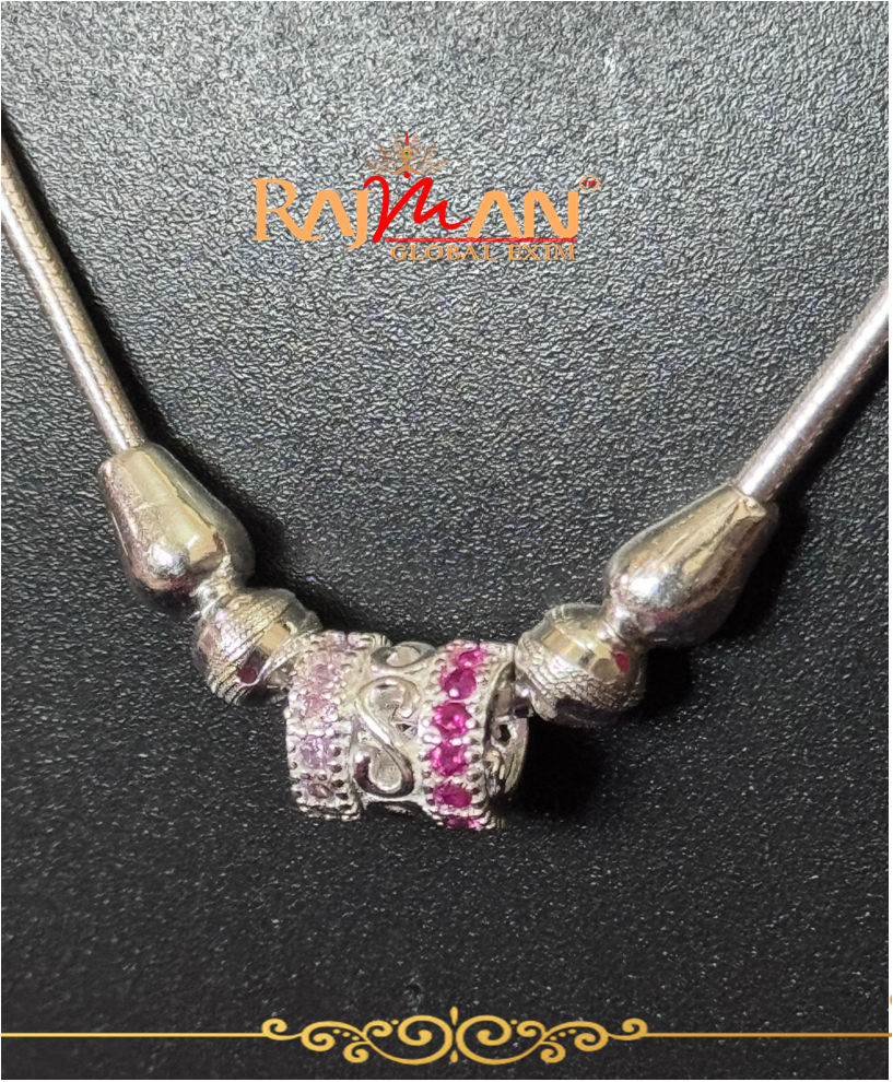 The Pink Perl Chain pendent - Image 2
