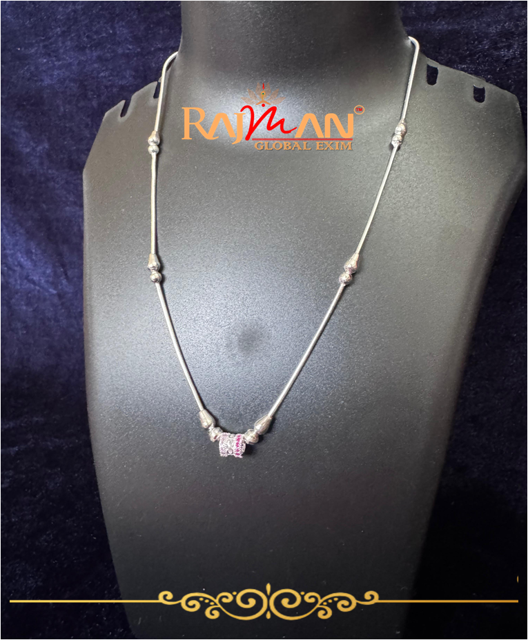 The Pink Perl Chain pendent