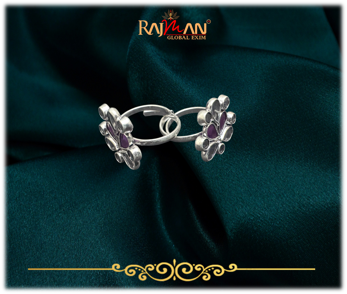 The Ruby Oxy Toe Ring - Image 7