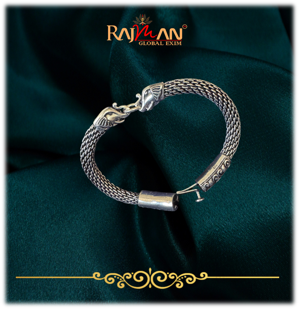 Gents Cuff Bracelet - Image 5