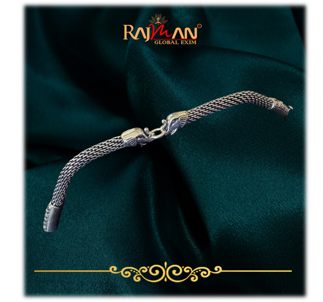 Gents Cuff Bracelet - Image 3